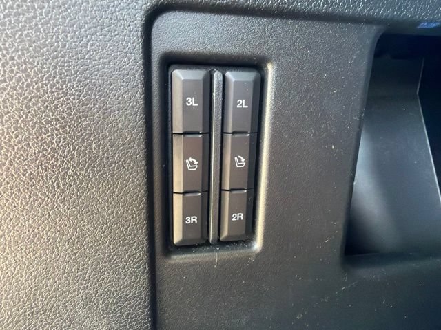 Used 2019 Ford Expedition Limited w/ Equipment Group 303A RWD image 18