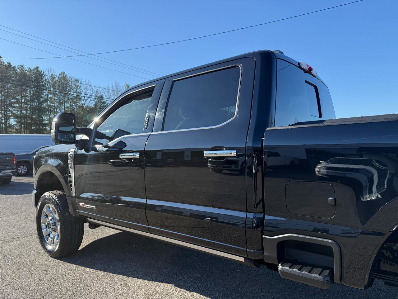 Used 2024 Ford F350 Lariat w/ Lariat Ultimate Package image 11