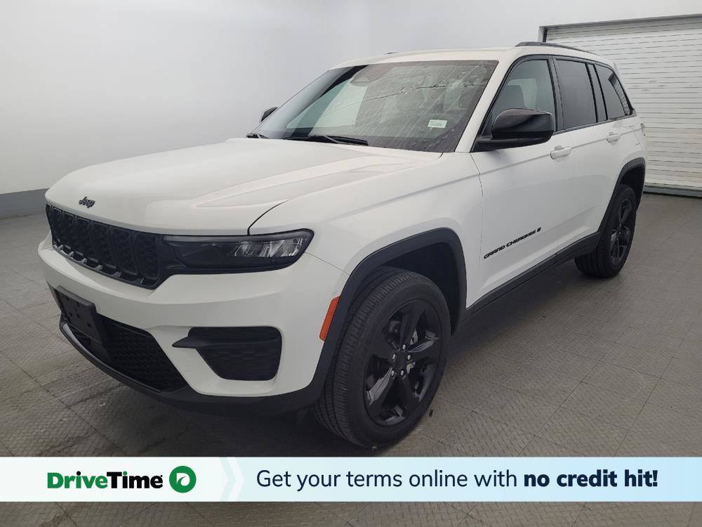 Used 2023 Jeep Grand Cherokee Altitude AWD/4WD image 1