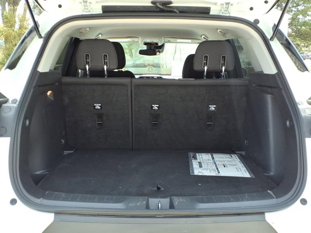 Used 2023 Chevrolet TrailBlazer LT FWD image 7