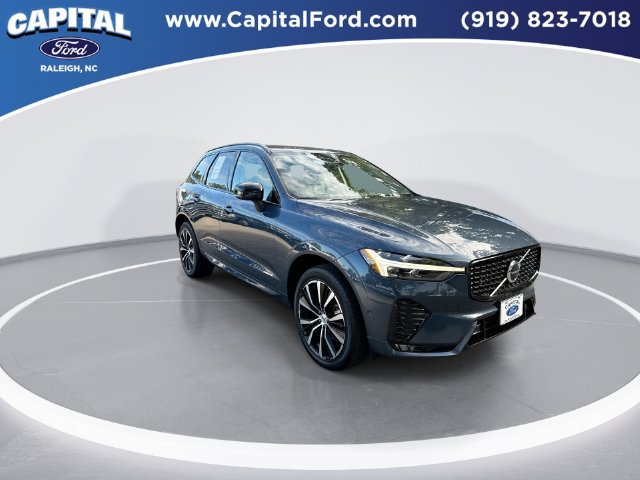 Used 2025 Volvo XC60 B5 Plus w/ Protection Package Premier AWD/4WD image 2