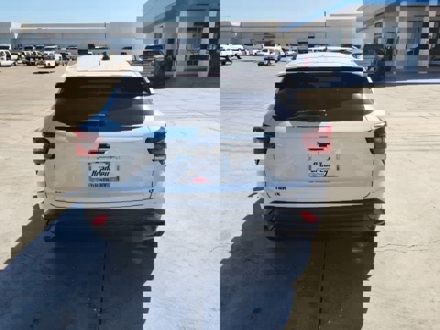 New 2026 Chevrolet Trax LT w/ Midnight Edition image 5