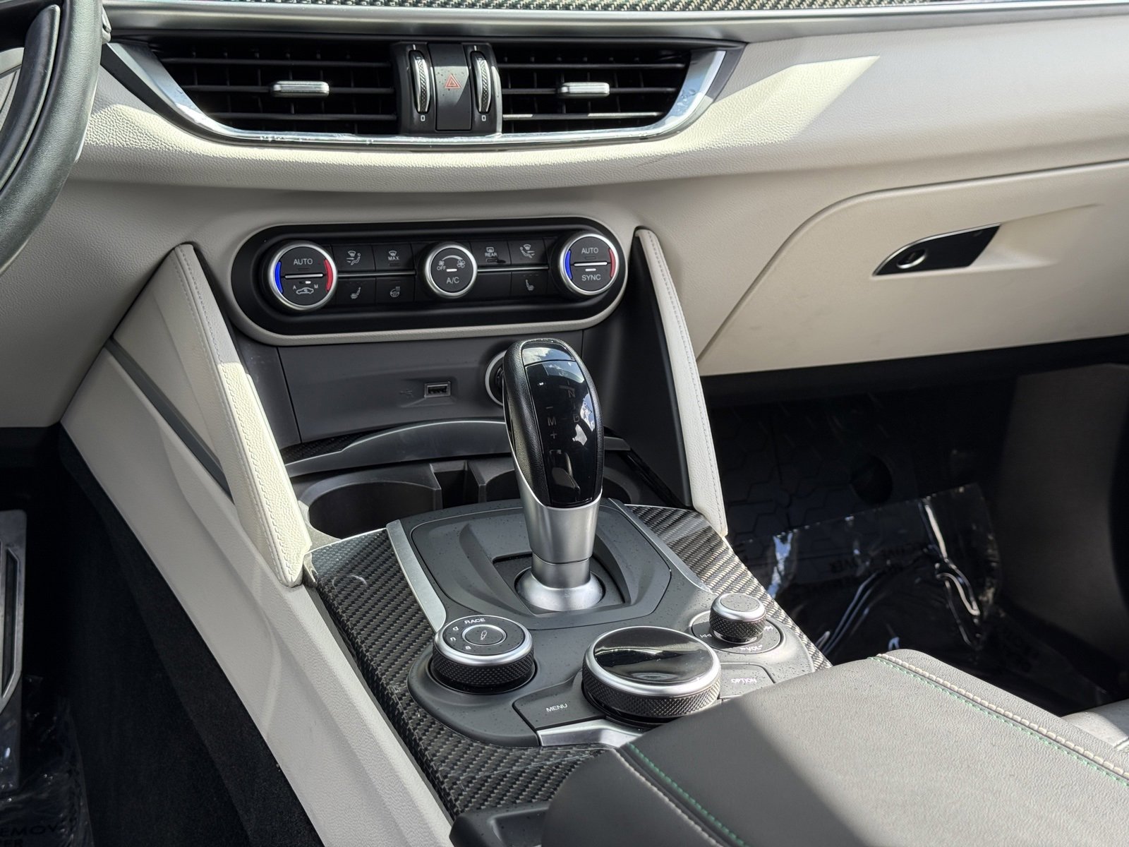 Used 2019 Alfa Romeo Stelvio Quadrifoglio w/ Nero Edizione image 21