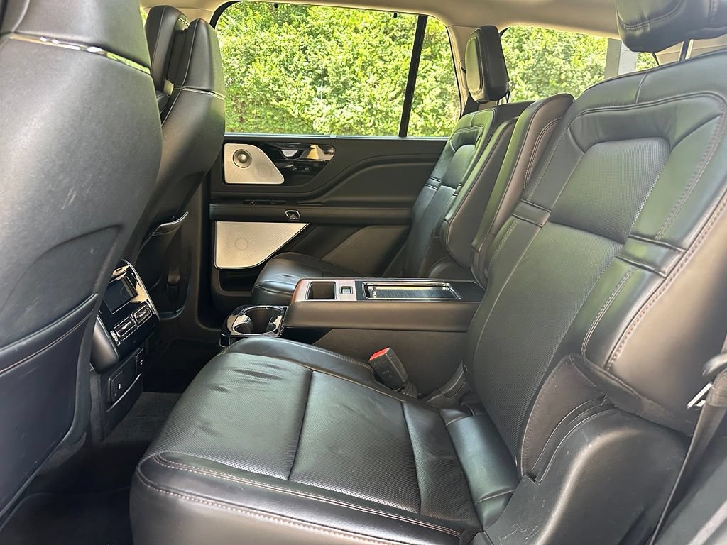 Used 2020 Lincoln Aviator Reserve w/ Equipment Group 201A AWD/4WD image 12