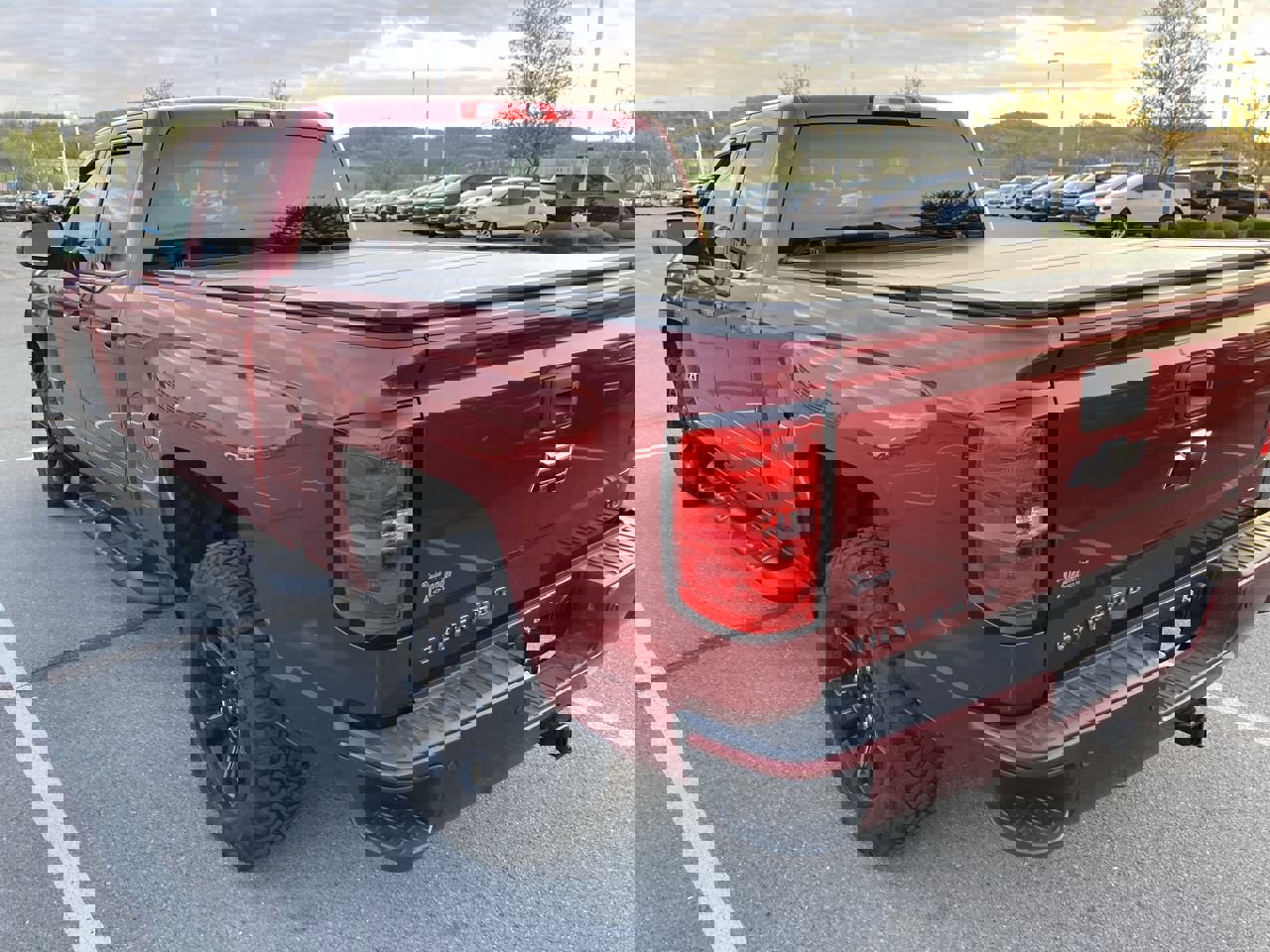 Used 2019 Chevrolet Silverado 1500 LT w/ All Star Edition AWD/4WD image 5