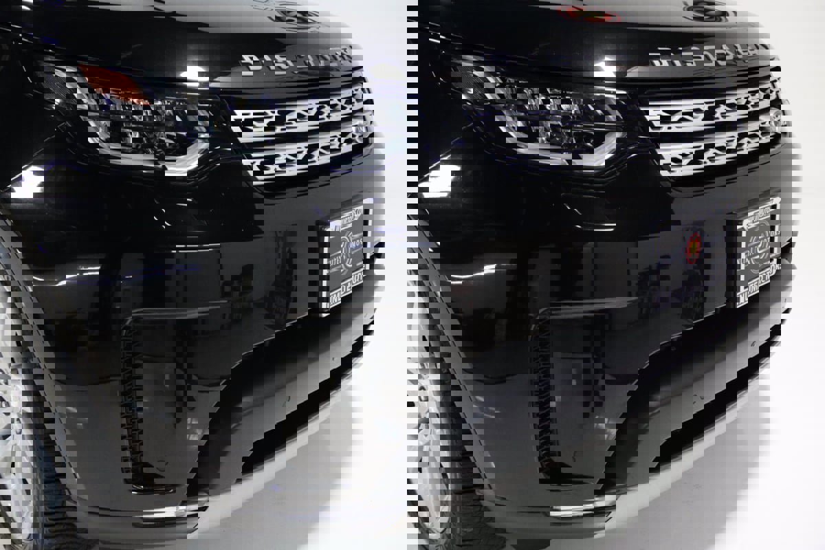 Used 2018 Land Rover Discovery HSE image 22