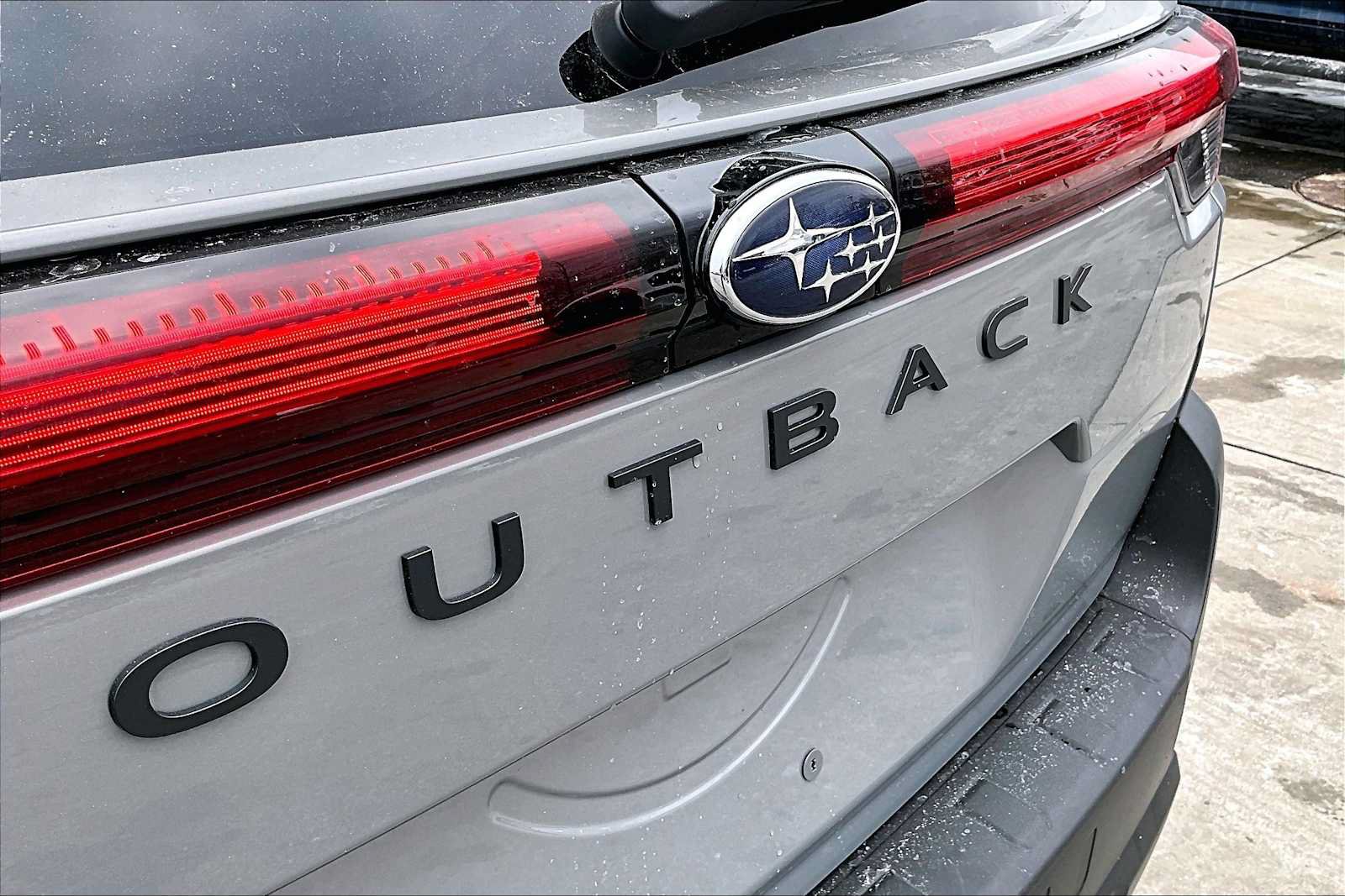 New 2026 Subaru Outback Limited AWD/4WD image 12