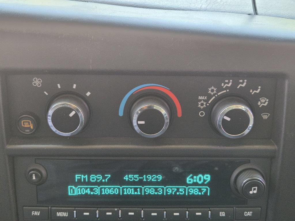 Used 2020 Chevrolet Express 2500 RWD image 18