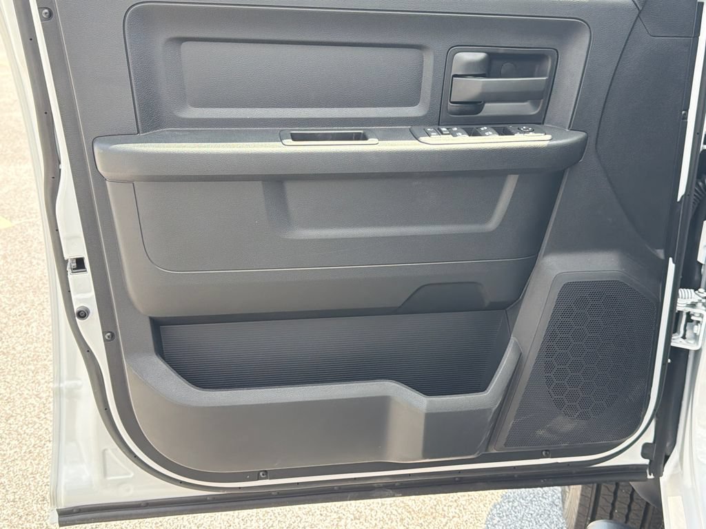 New 2026 RAM 5500 Tradesman AWD/4WD image 10