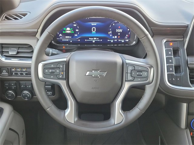 Used 2024 Chevrolet Tahoe Z71 w/ Luxury Package image 9