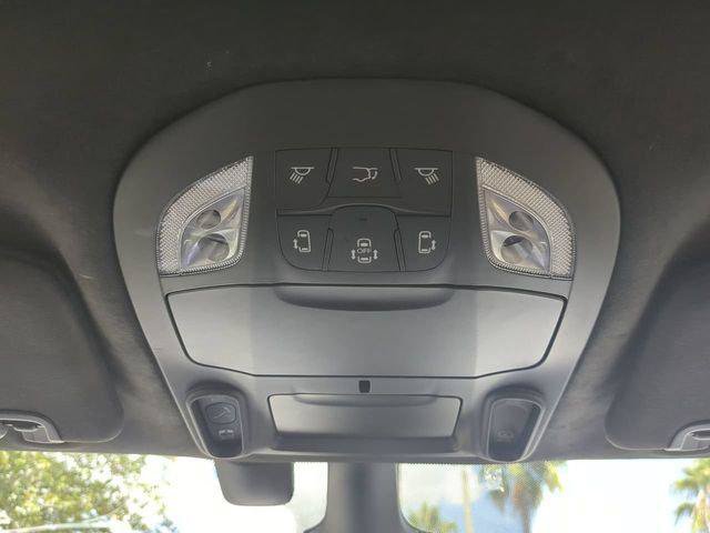 Certified 2022 Chrysler Pacifica Pinnacle FWD image 25