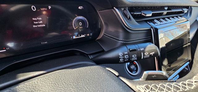 New 2025 Jeep Grand Cherokee L Altitude image 24