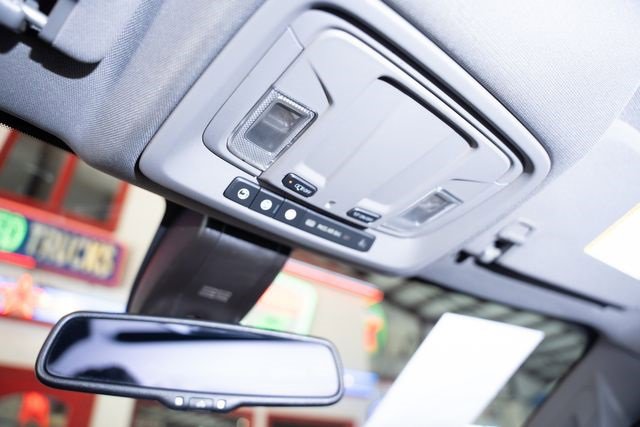 Used 2022 Chevrolet Silverado 3500 LT w/ Convenience Package image 23