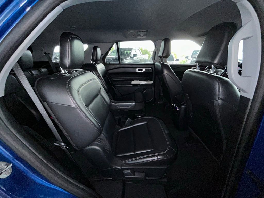 Used 2021 Ford Explorer XLT w/ Equipment Group 202A image 34