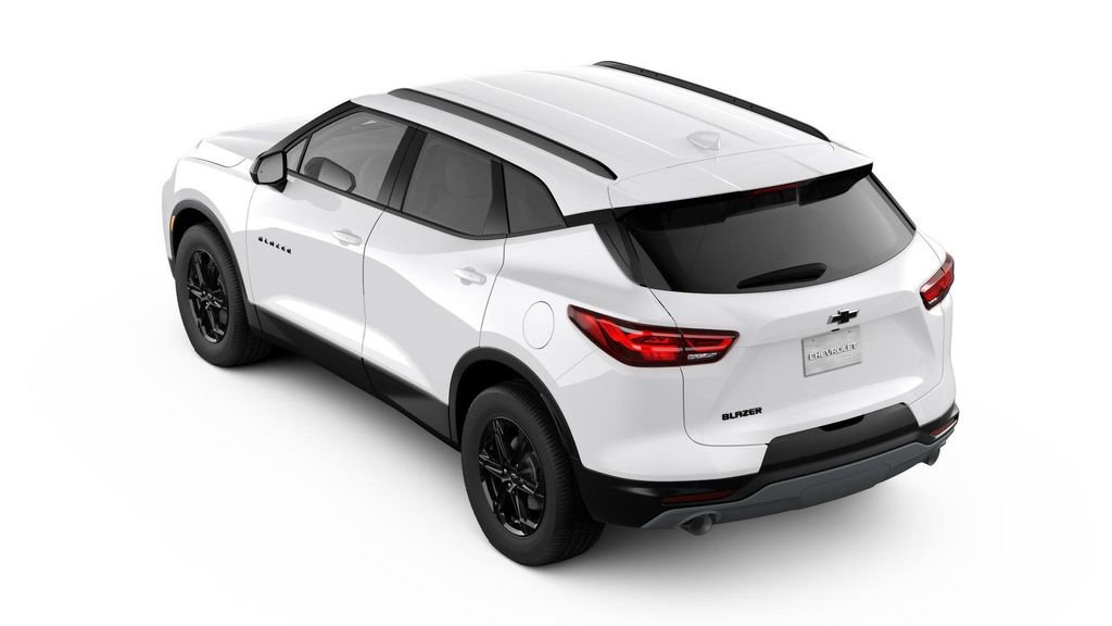 New 2025 Chevrolet Blazer LT w/ Midnight/Sport Edition image 32
