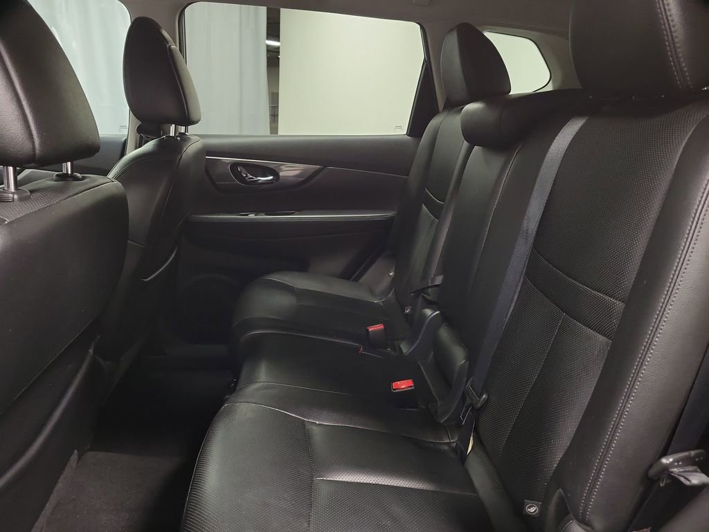 Used 2016 Nissan Rogue SL image 20