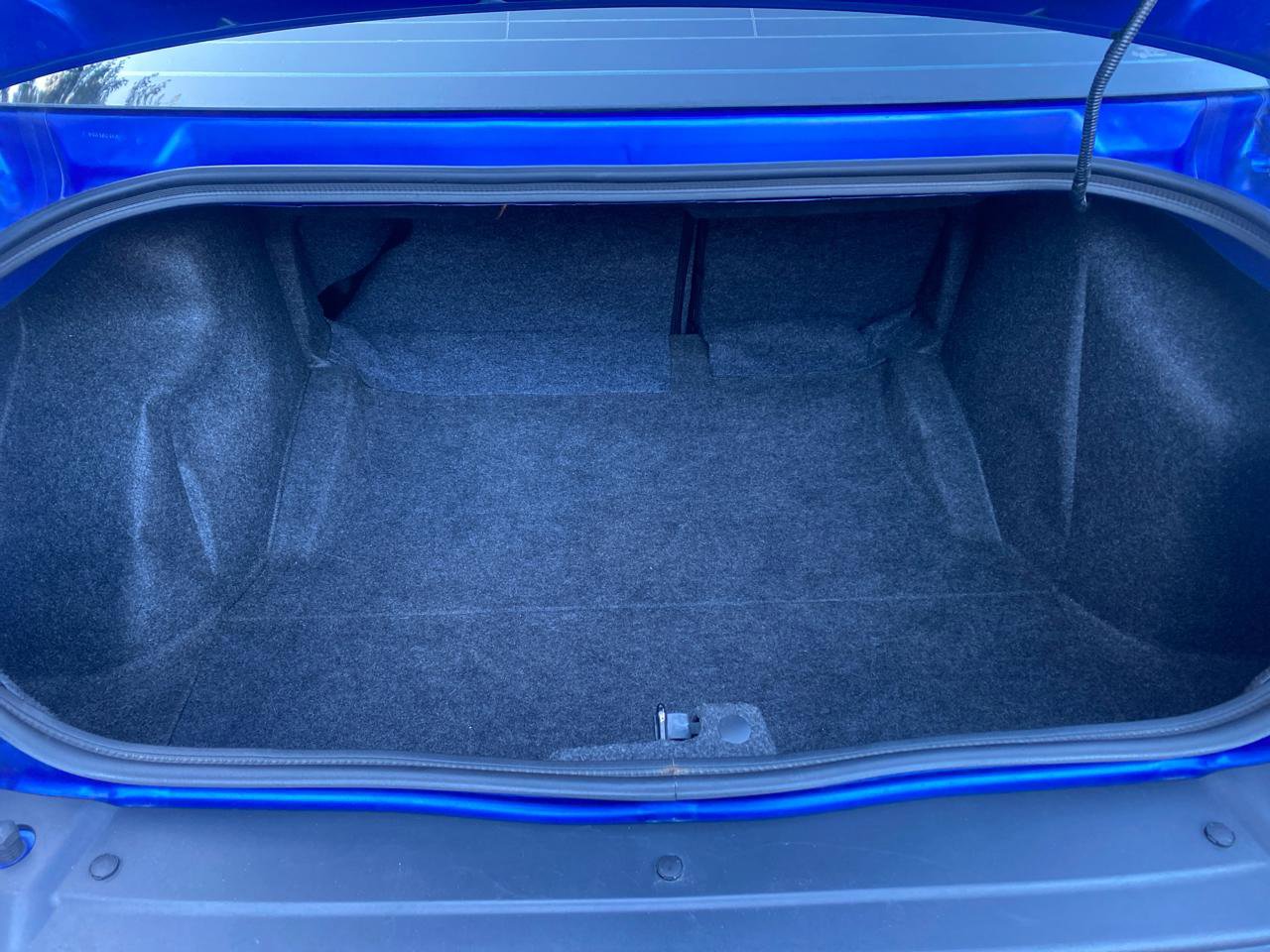 Used 2018 Dodge Challenger R/T w/ Driver Convenience Group image 31