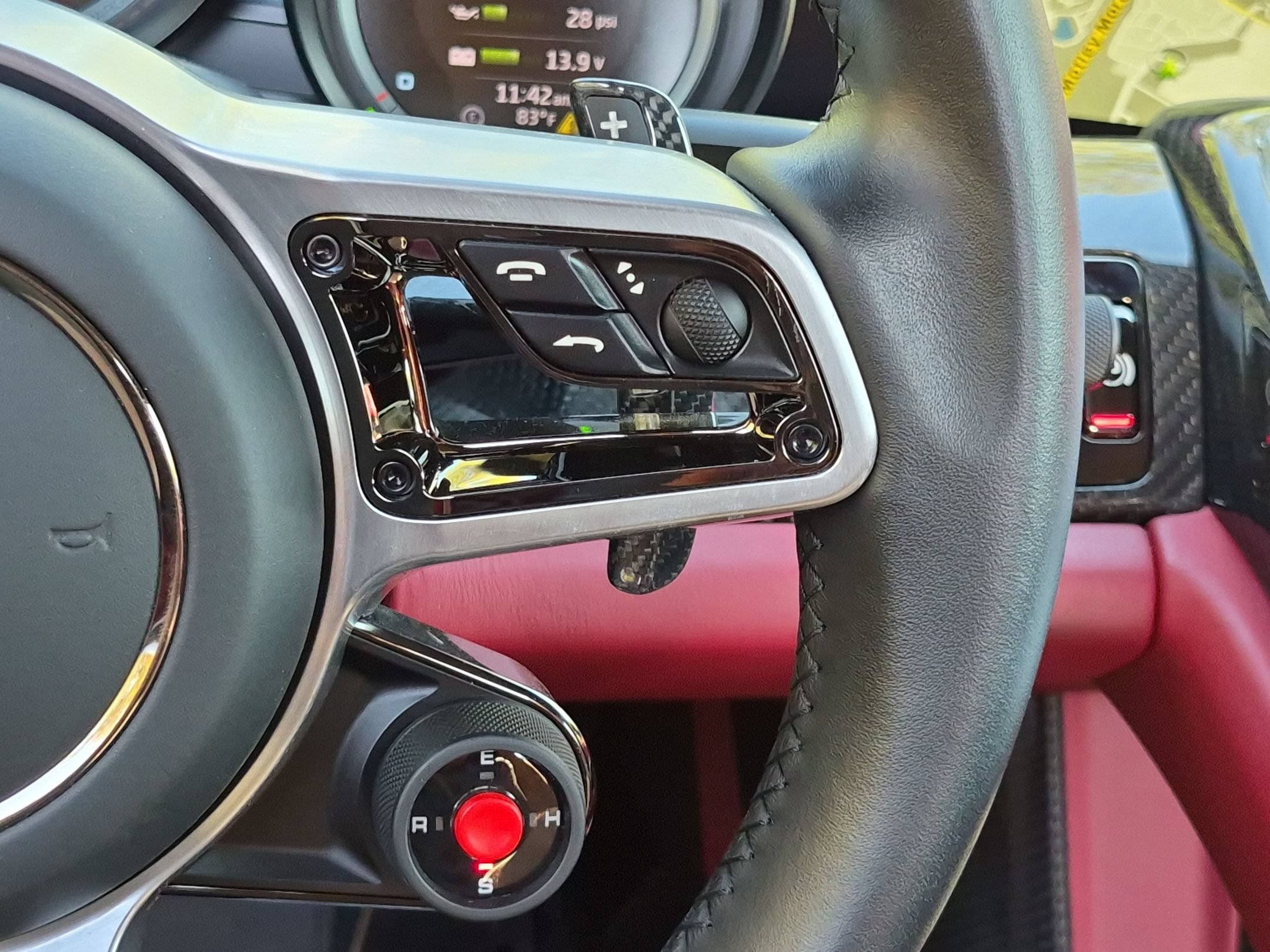 Used 2015 Porsche 918 Spyder AWD/4WD image 9