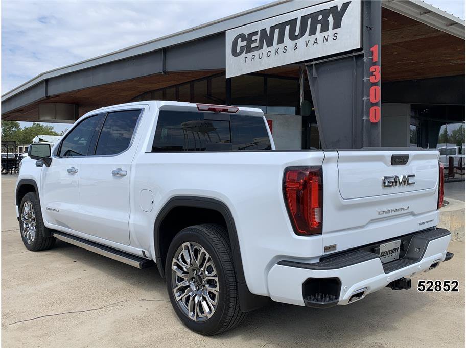 Used 2026 GMC Sierra 1500 Denali Ultimate AWD/4WD image 6