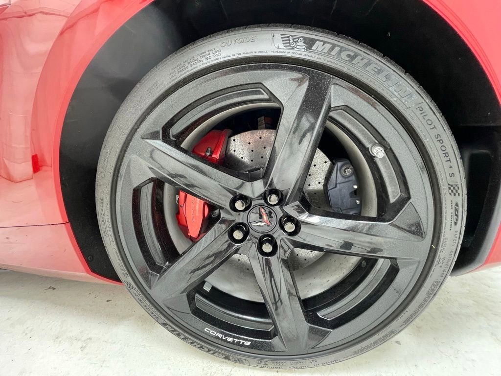 Used 2025 Chevrolet Corvette E-Ray AWD/4WD image 12