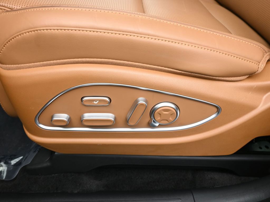 Used 2026 Hyundai Palisade Calligraphy image 29