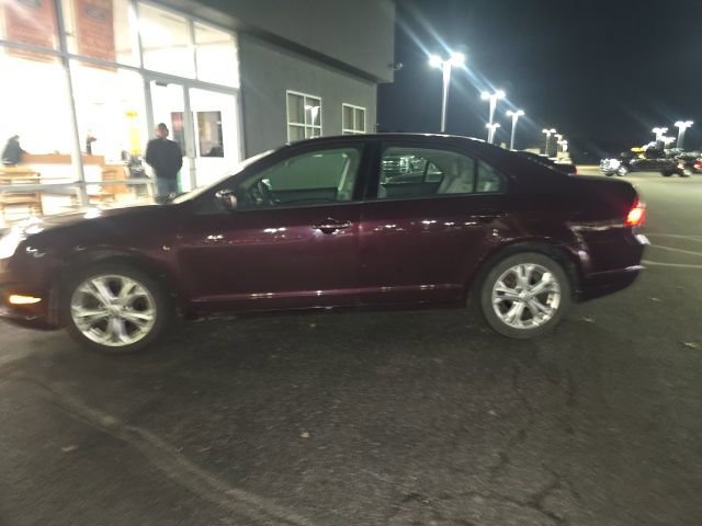 Used 2012 Ford Fusion SE image 9