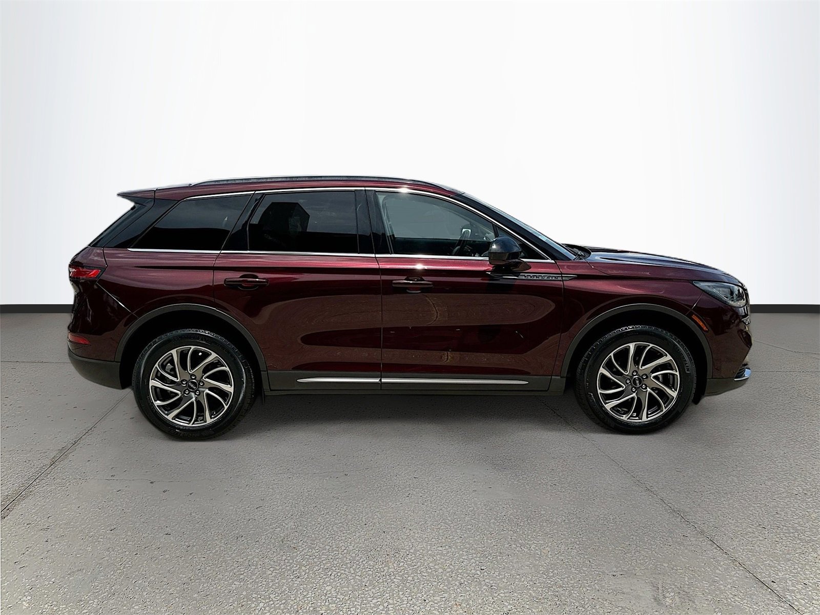 Used 2021 Lincoln Corsair Standard image 8