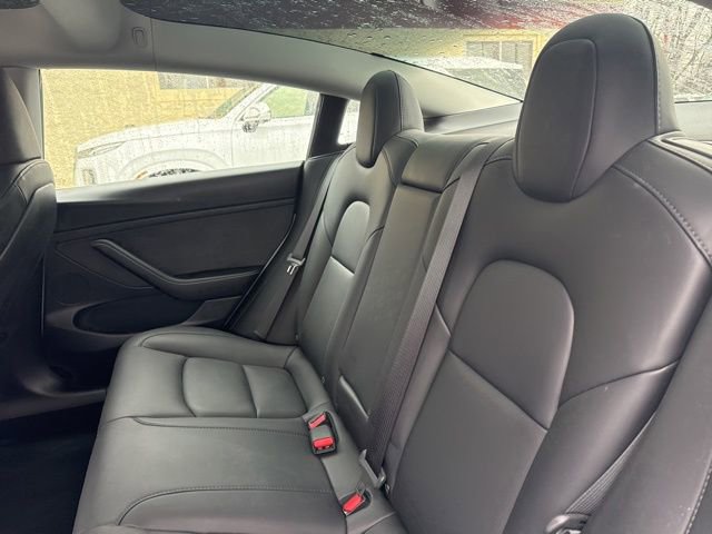 Used 2023 Tesla Model 3 Standard Range image 13