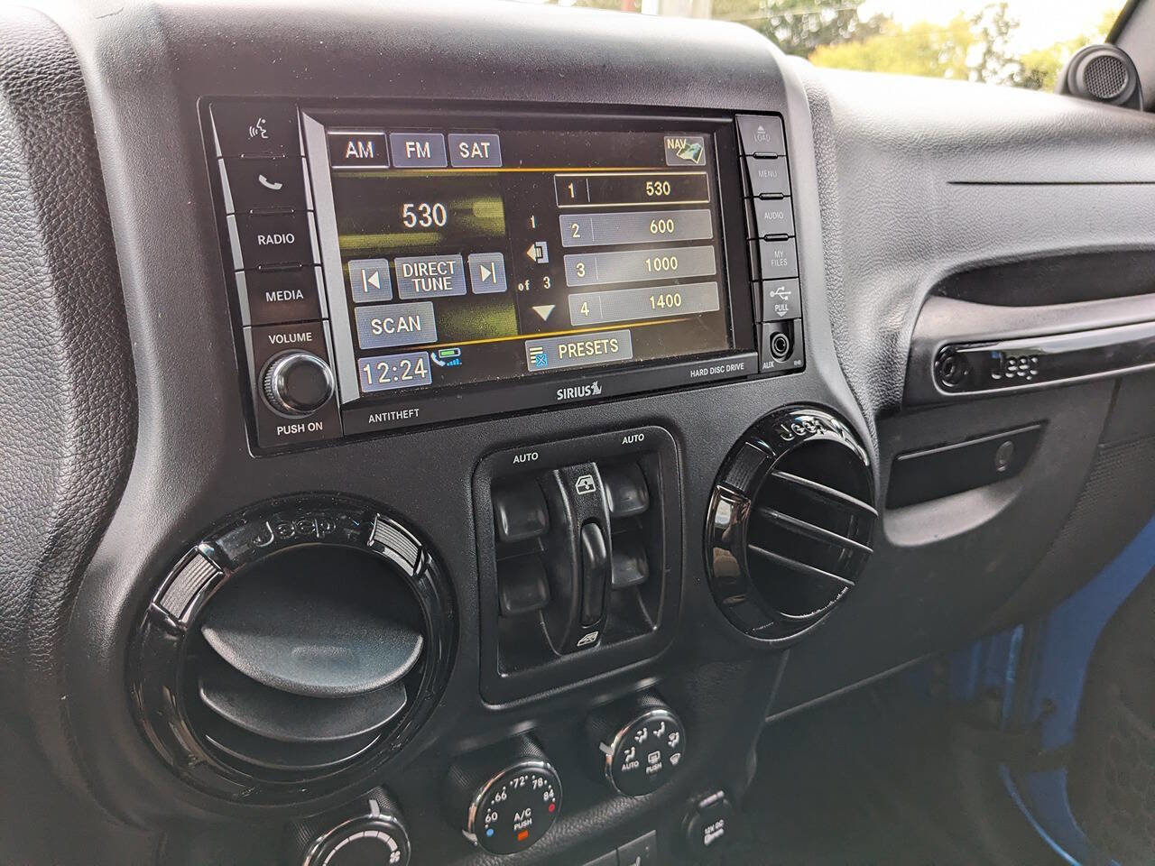 Used 2014 Jeep Wrangler Altitude image 22