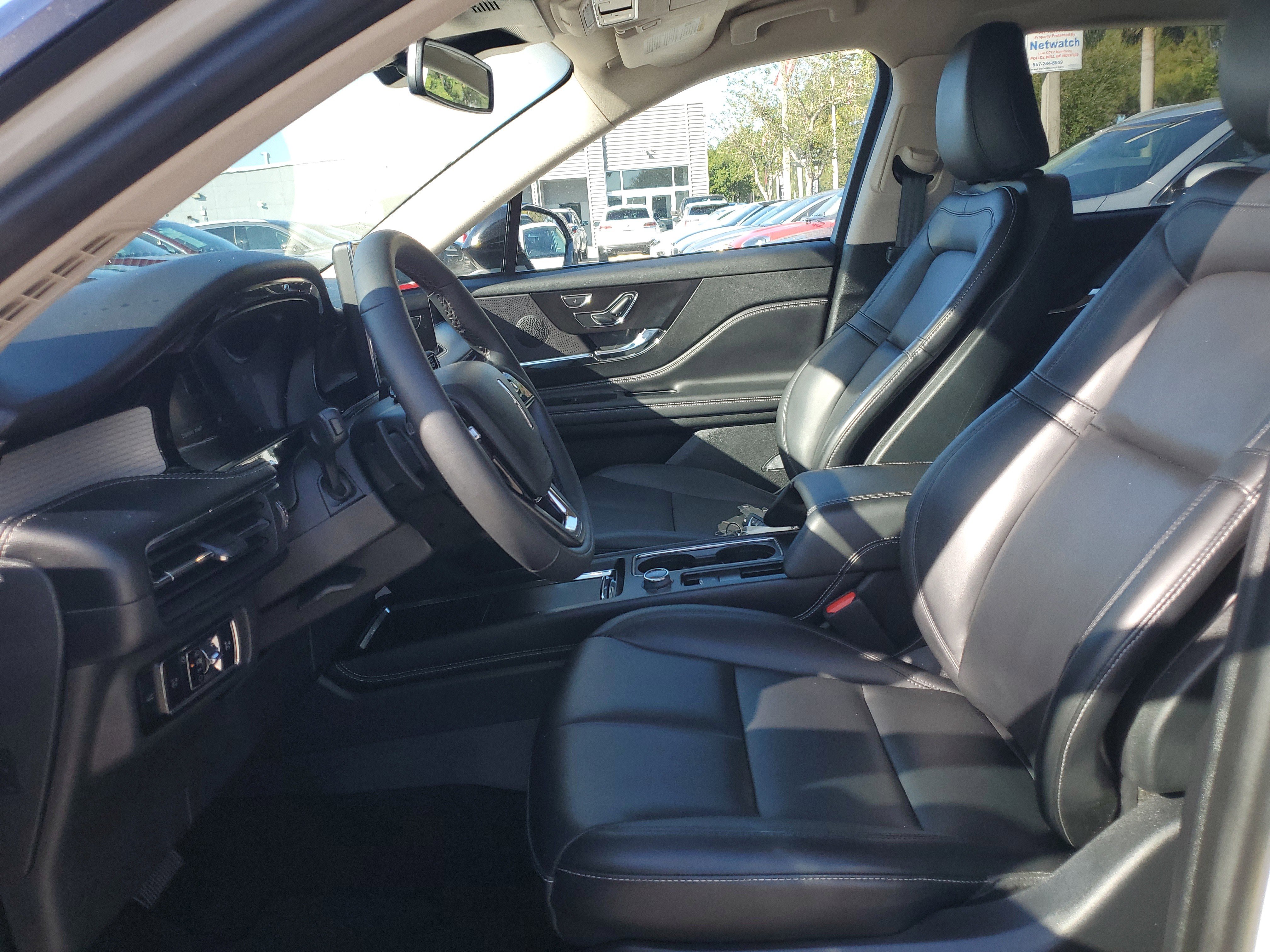 Certified 2024 Lincoln Corsair FWD image 12