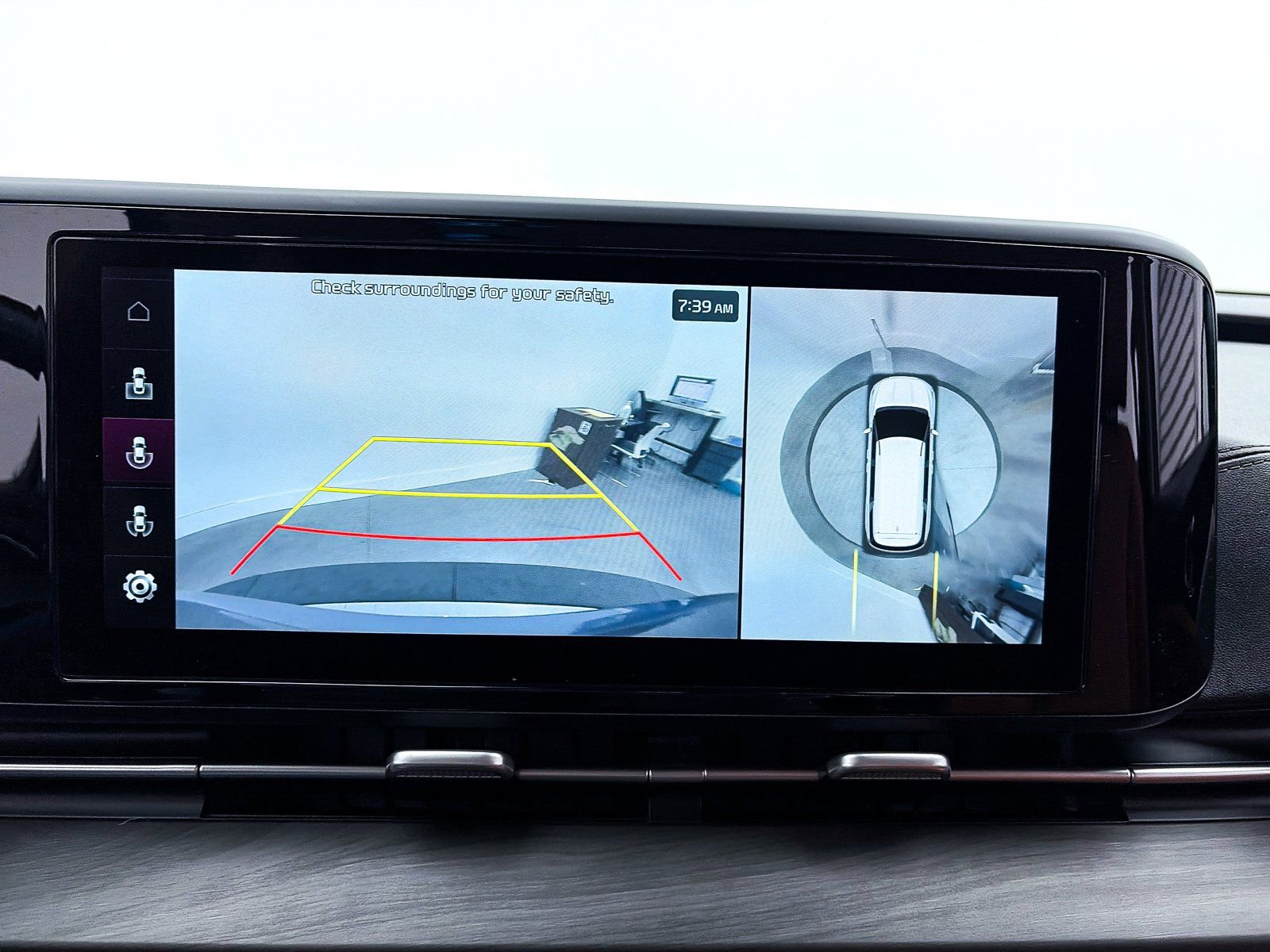 Used 2022 Kia Carnival SX image 7