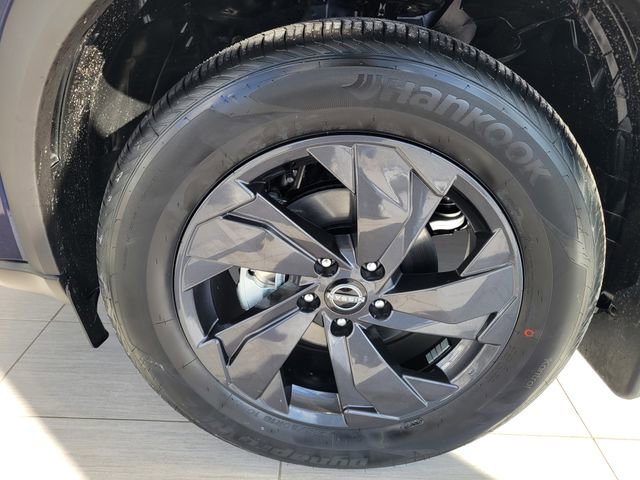New 2026 Nissan Rogue SV AWD/4WD image 11