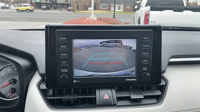 Used 2022 Toyota RAV4 XLE image 28