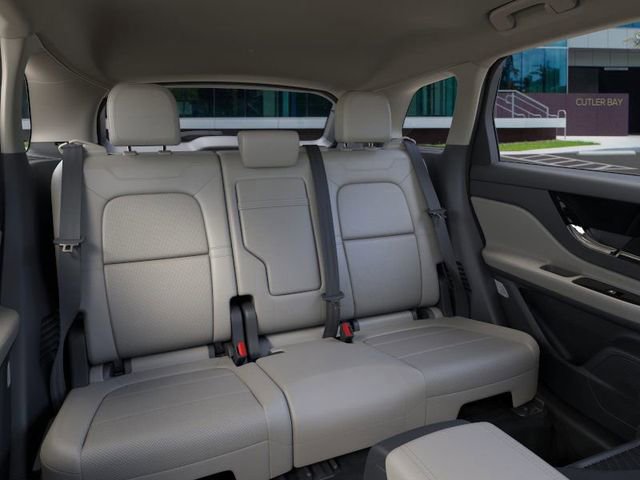 New 2026 Lincoln Corsair Reserve image 11