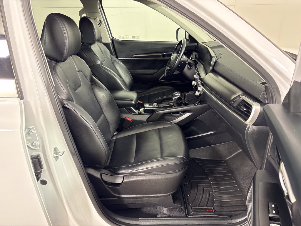 Used 2023 Kia Telluride S AWD/4WD image 6