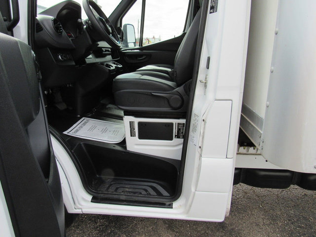 Used 2023 Mercedes-Benz Sprinter 4500 image 27