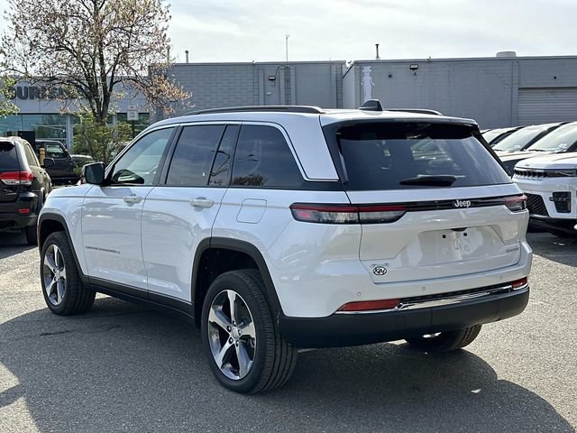 New 2025 Jeep Grand Cherokee Limited w/ Luxury Tech Group II AWD/4WD image 4