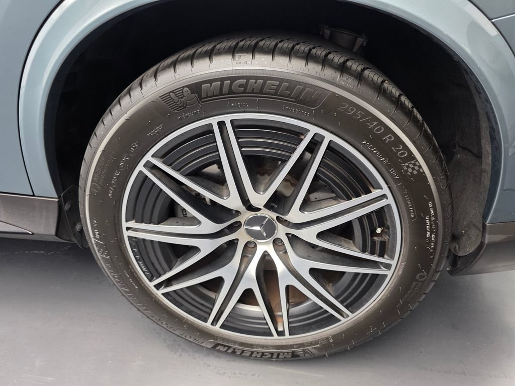 Used 2025 Mercedes-Benz GLC 43 AMG 4MATIC image 18