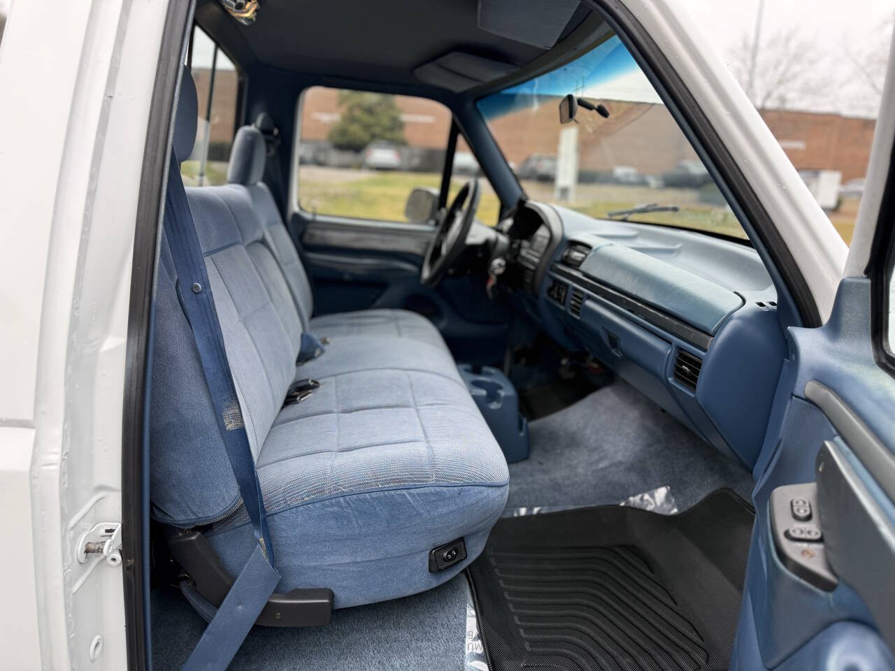 Used 1994 Ford F150 XL RWD image 13