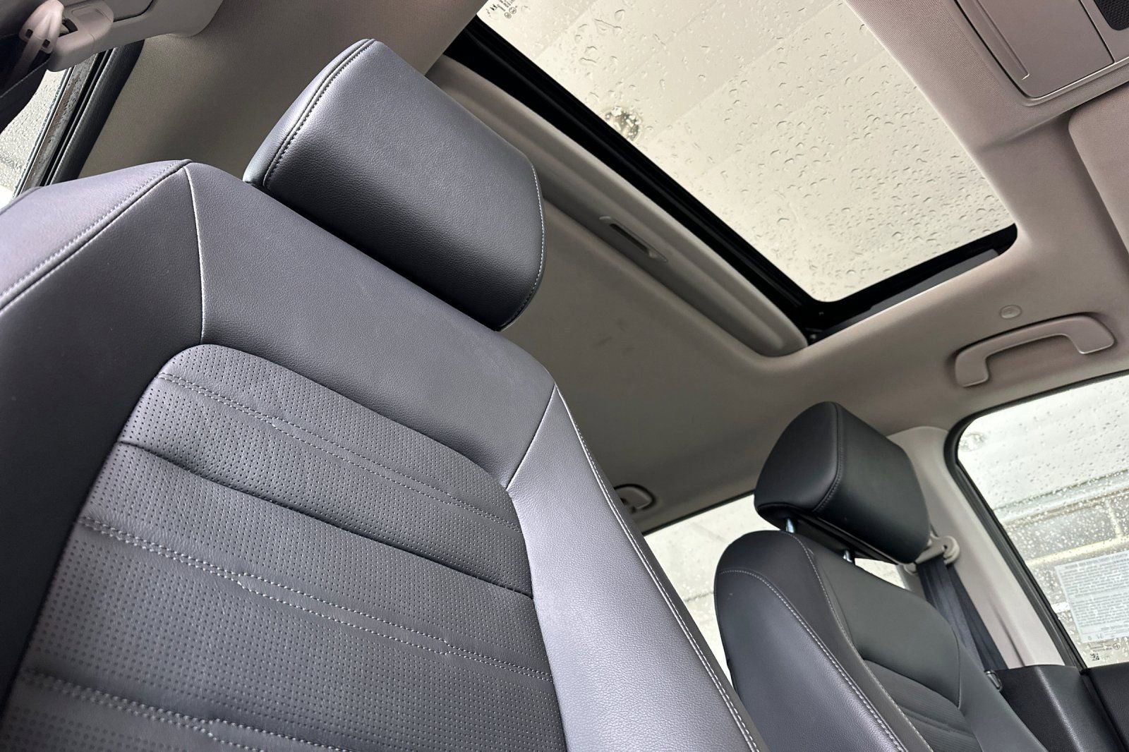 Used 2025 Honda CR-V EX-L image 17