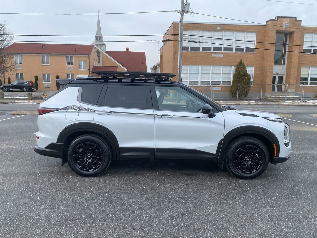 New 2026 Mitsubishi Outlander Trail Edition AWD/4WD image 4