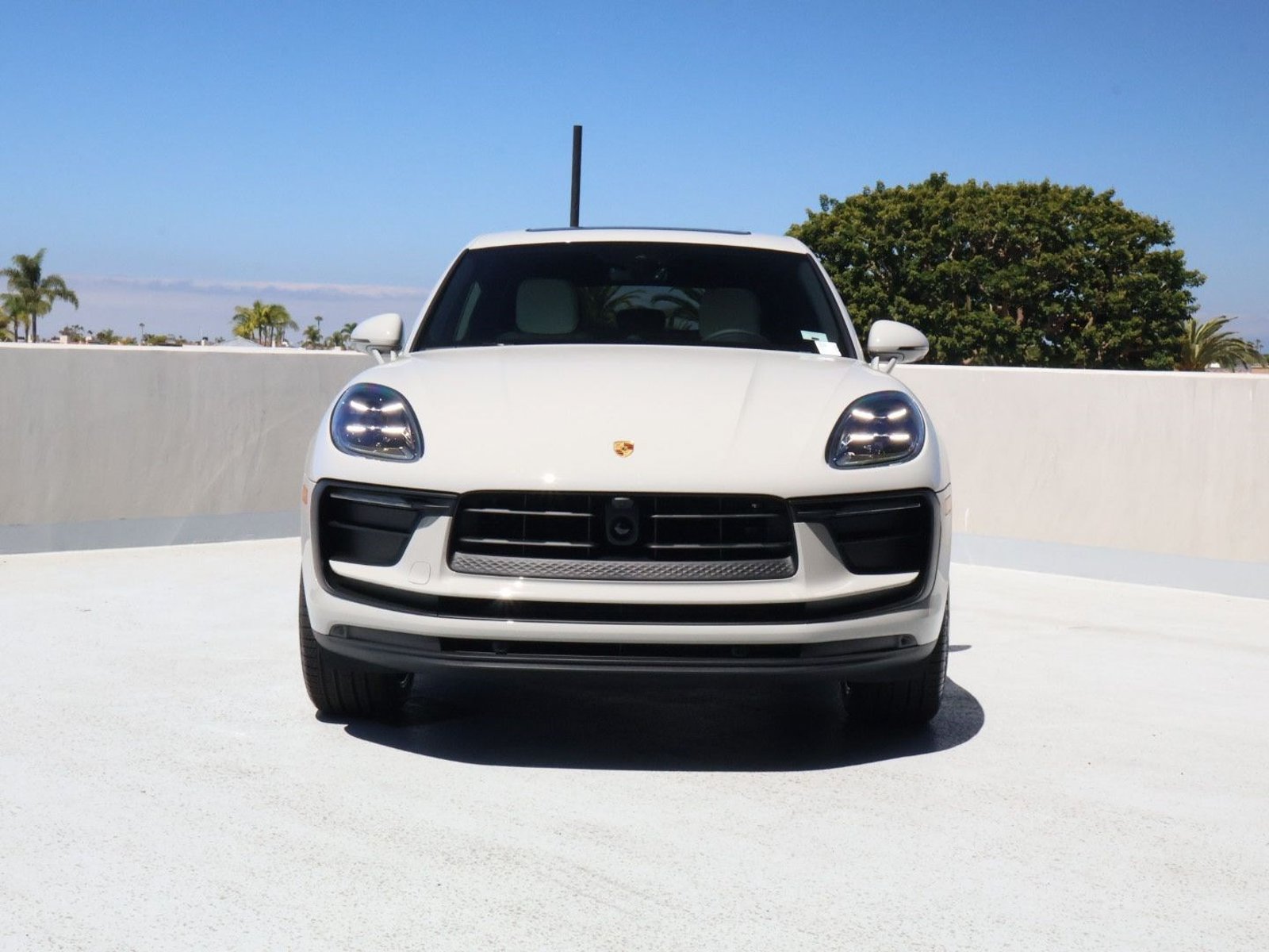 New 2026 Porsche Macan AWD/4WD image 6