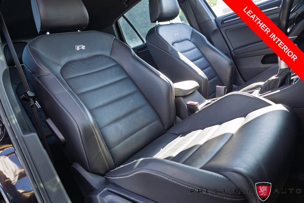 Used 2017 Volkswagen Golf R 4-Door AWD/4WD image 4