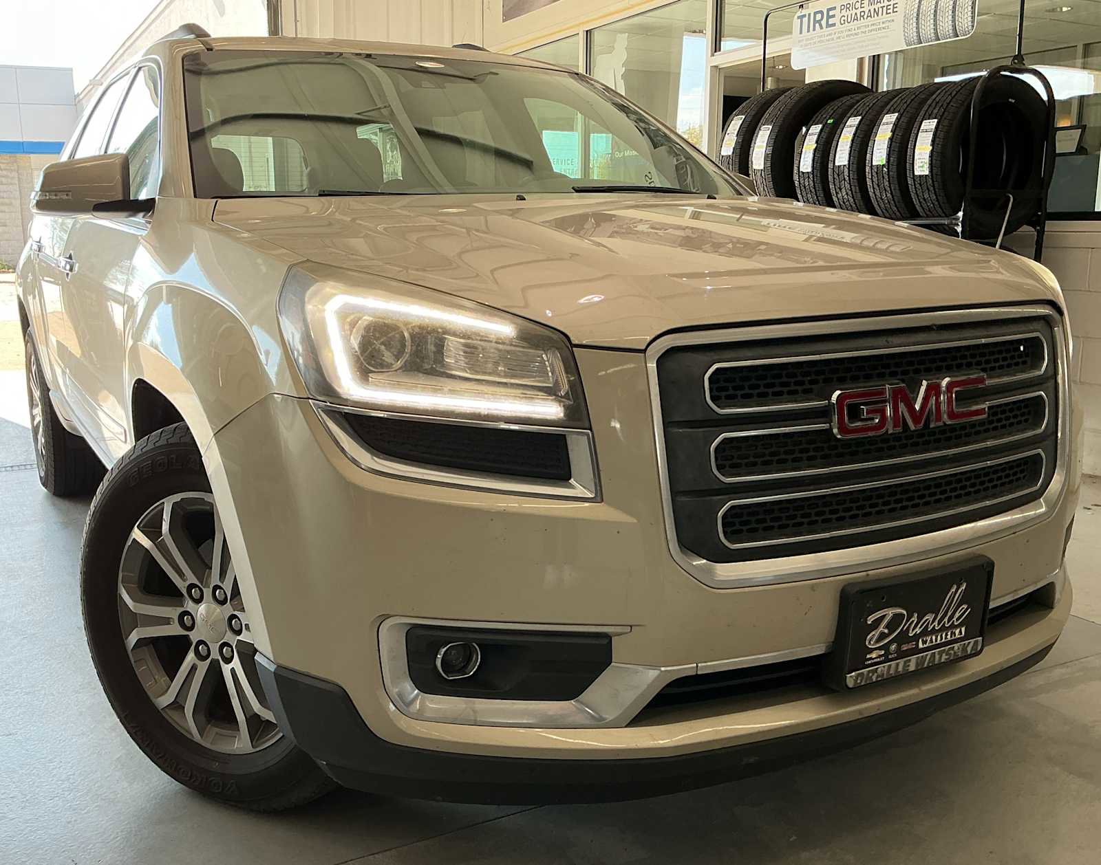 Used 2015 GMC Acadia SLT
