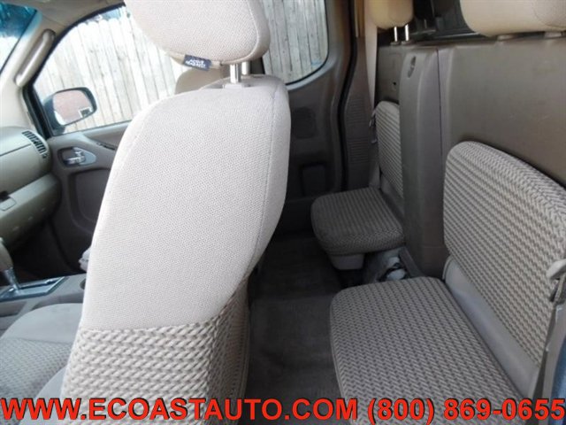 Used 2005 Nissan Frontier SE w/ (P01) Power Pkg AWD/4WD image 10