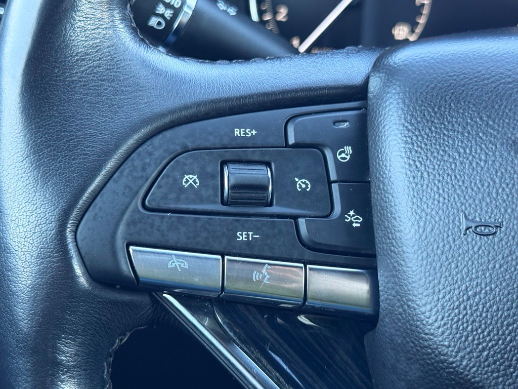 Used 2024 Cadillac XT6 Premium Luxury AWD/4WD image 8