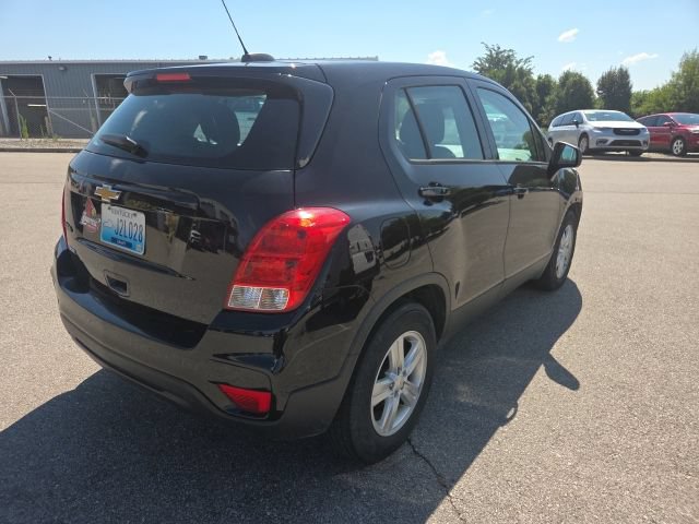 Used 2020 Chevrolet Trax LS FWD image 26