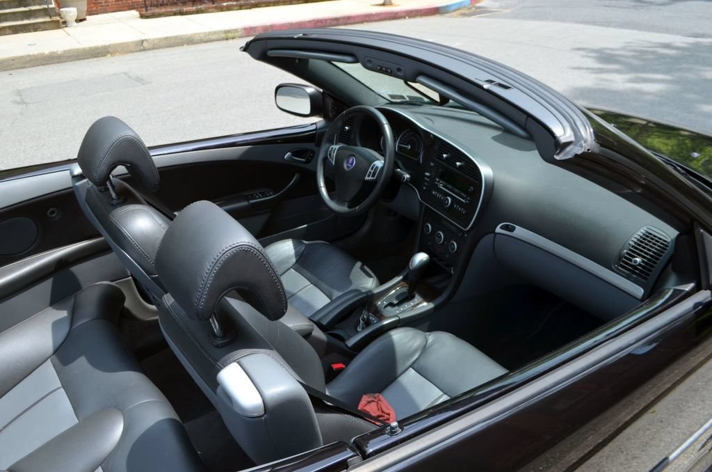 Used 2007 Saab 9-3 2.0T w/ Anniversary Pkg FWD image 17