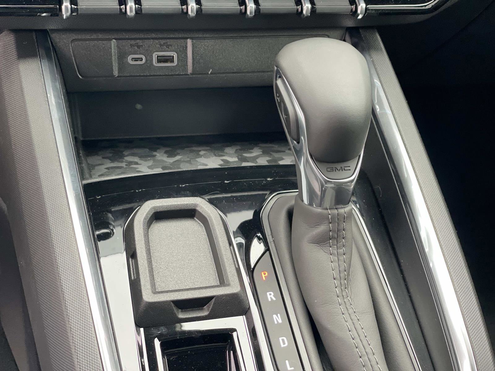 New 2026 GMC Canyon Elevation image 17