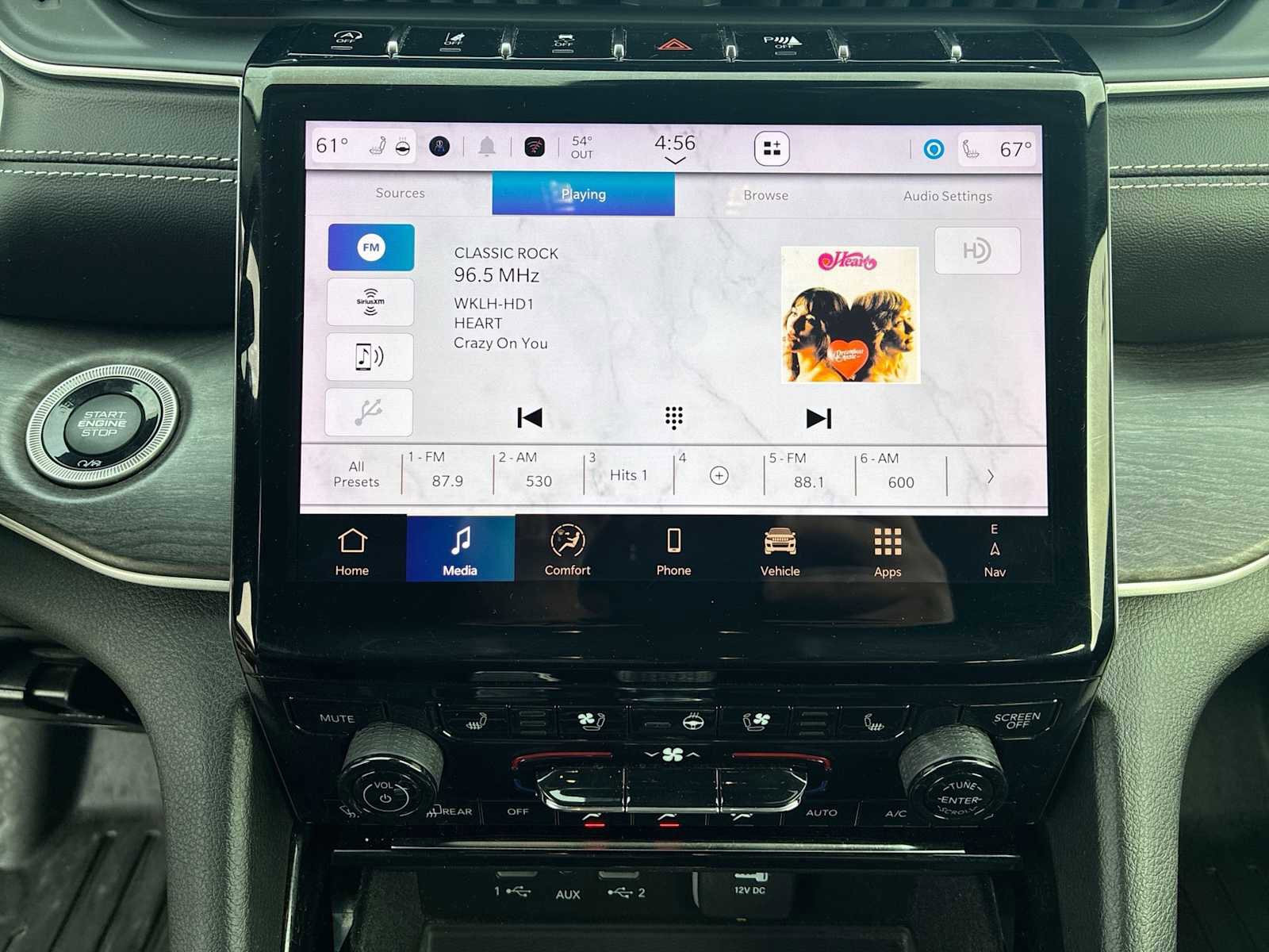 Used 2021 Jeep Grand Cherokee L Limited w/ Luxury Tech Group II image 13